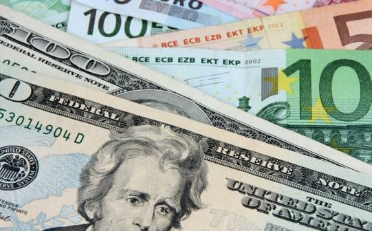Ecuria javore e kursit te kembimit: Si eshte luhatur vlera e monedhave te huaja
